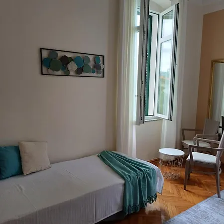 Apartment Zdenka - 100 M From The Beach
