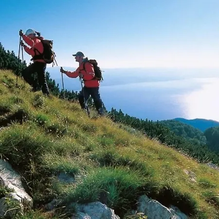 Zdenka - 100 M From The Διαμέρισμα Οπατία
