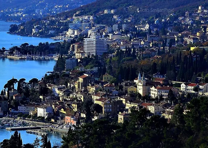 Zdenka - 100 M From The Opatija