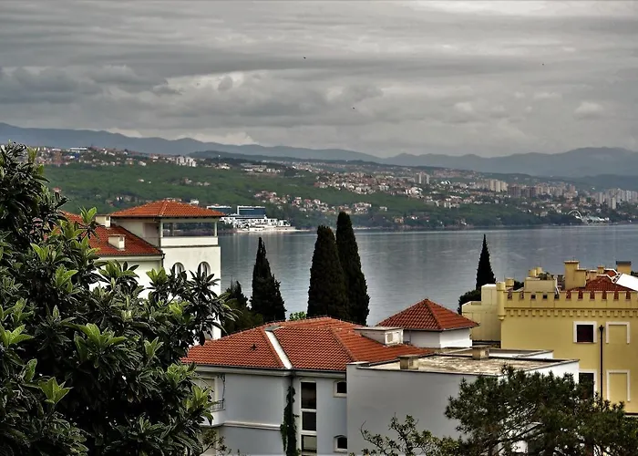 Apartamento Zdenka - 100 M From The Opatija