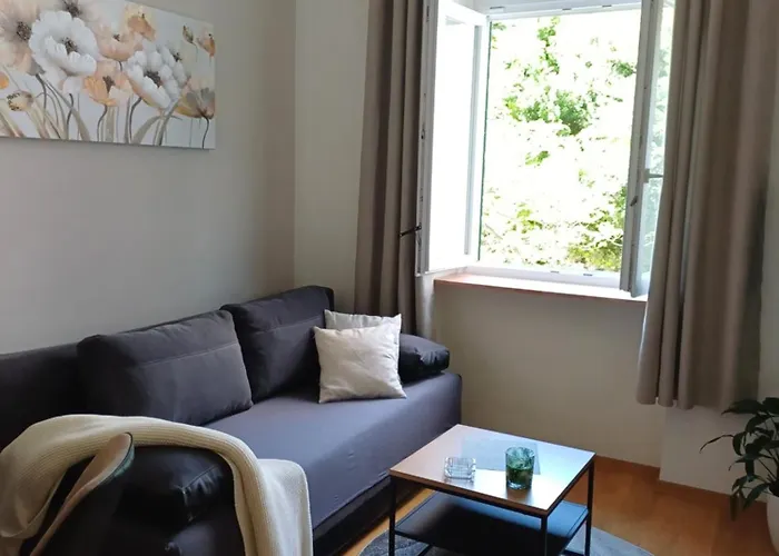 アパート Zdenka - 100 M From The