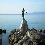 Zdenka - 100 M From The Opatija
